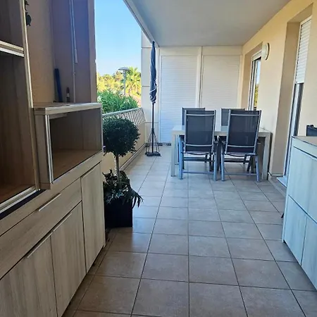 Apartamento T3 Grande Terrasse, Plancha, Vue Piscine, Soleil Roquebrune-sur-Argens
