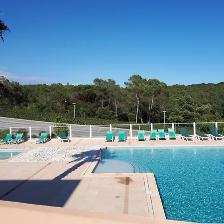 T3 Grande Terrasse, Plancha, Vue Piscine, Soleil * Roquebrune-sur-Argens