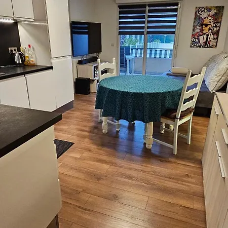 T3 Grande Terrasse, Plancha, Vue Piscine, Soleil * Roquebrune-sur-Argens